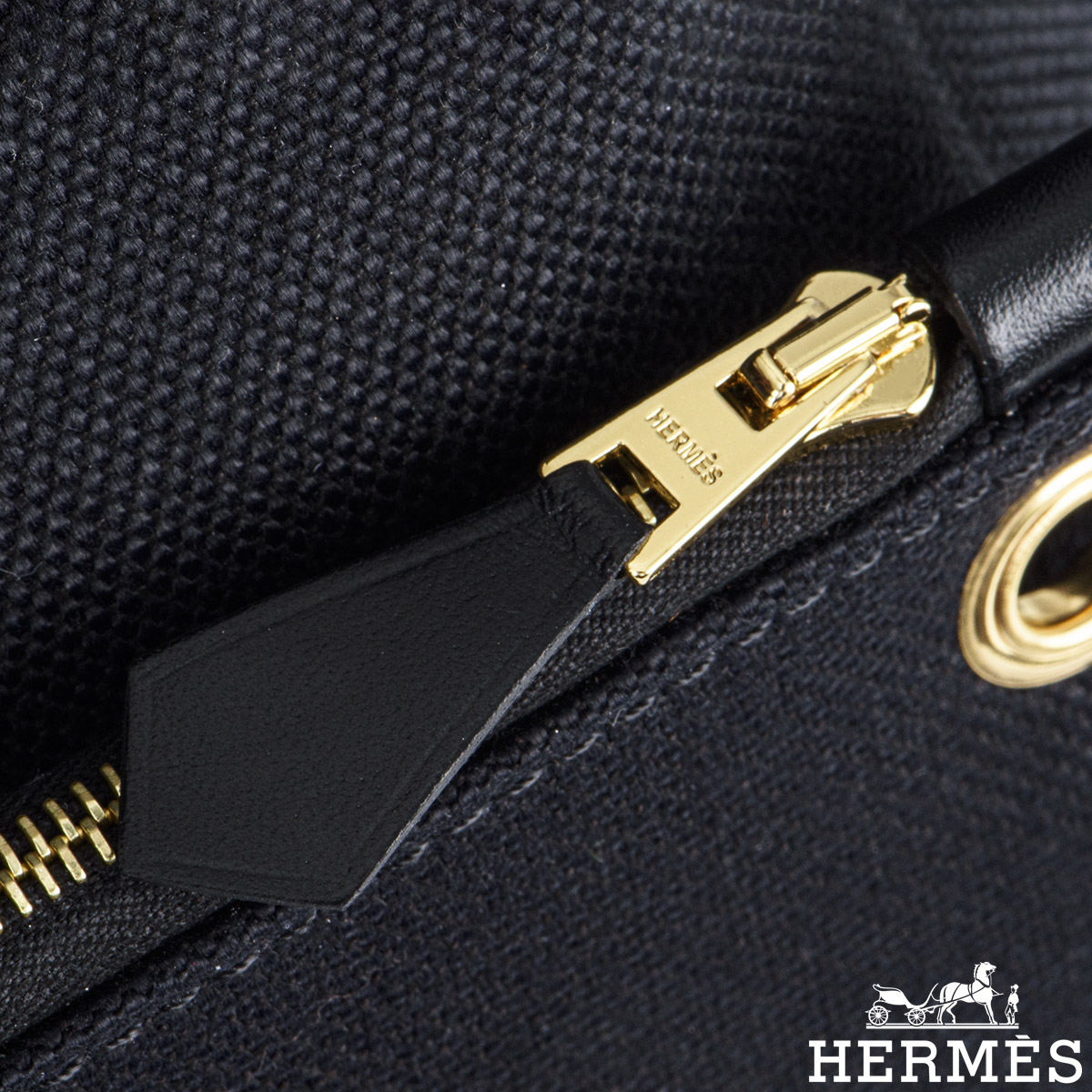 Hermès Herbag Zip Retourne 31 Noir Toile Miltaire/Vache Hunter GHW